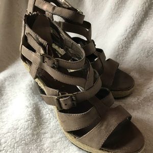 Vera Wang Heels